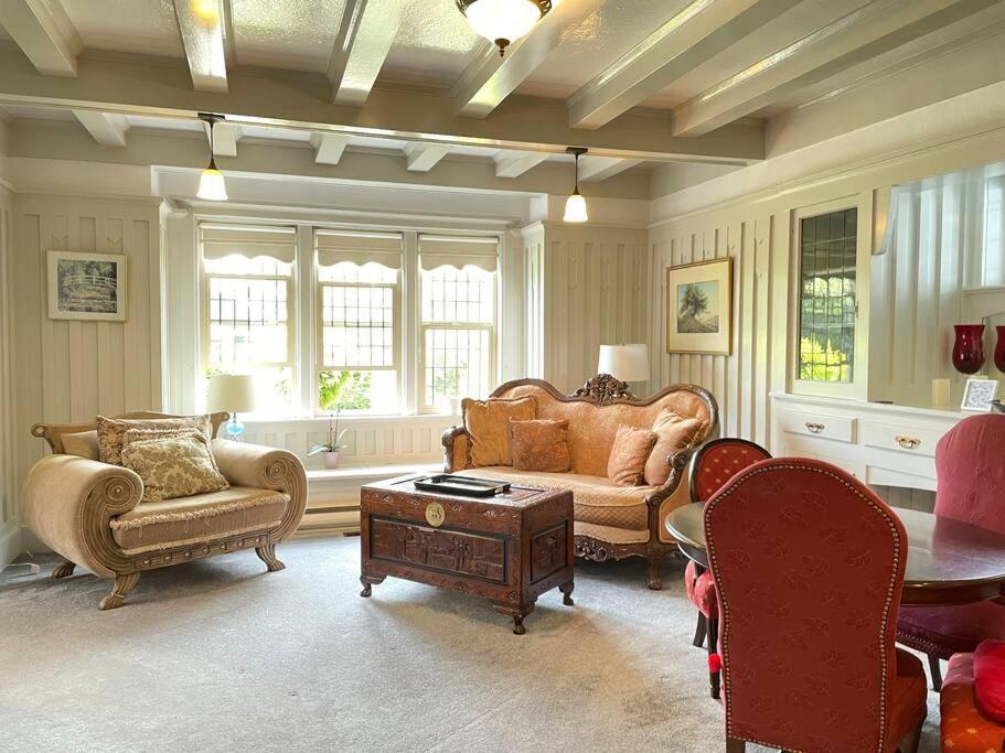 Parlor Suite In Heritage Manor, Fairfield, Near Dt Victoria Exteriér fotografie